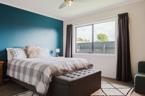 Photo of property in 30 Charles Cross Street, Longburn, Palmerston North, 4412