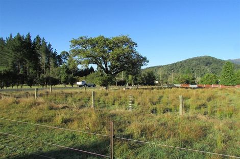 Photo of property in 50 Clifford Street, Blackball, 7804