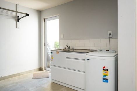 Photo of property in 2 Collison Terrace, Haumoana, 4102