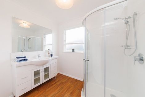 Photo of property in 7 Surrey Crescent, Hokowhitu, Palmerston North, 4410