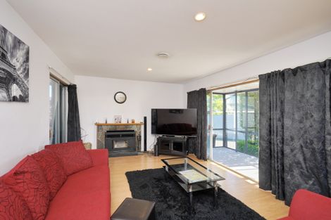 Photo of property in 57 Akaroa Street, Kaiapoi, 7630