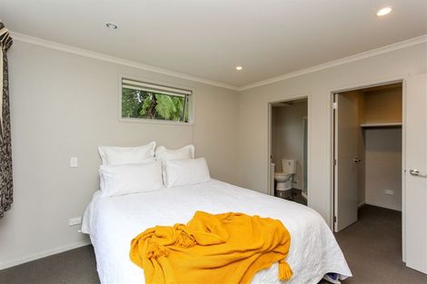 Photo of property in 396 Mangorei Road, Highlands Park, New Plymouth, 4312