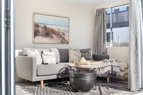 Photo of property in 19 Cherry Road, Bucklands Beach, Auckland, 2014