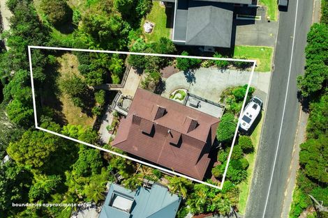 Photo of property in 12 Cooper Road, Stanmore Bay, Whangaparaoa, 0932