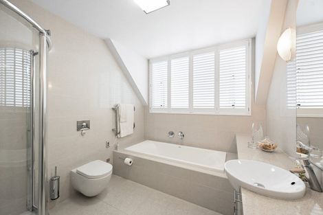 Photo of property in 4 Le Quesnoy Place, Cambridge, 3434