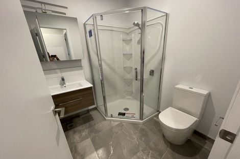 Photo of property in 16 Koreke Close, Kenepuru, Porirua, 5022