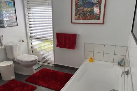 Photo of property in 9 Arabella Road, Opua, 0200