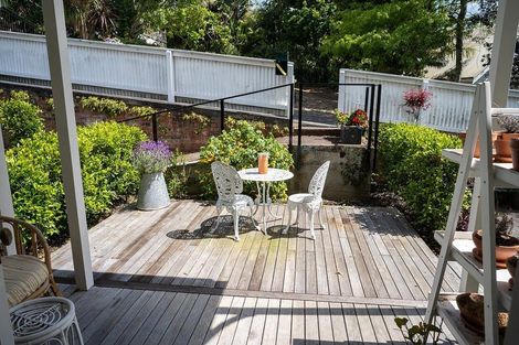 Photo of property in 9 Tudor Street, Devonport, Auckland, 0624