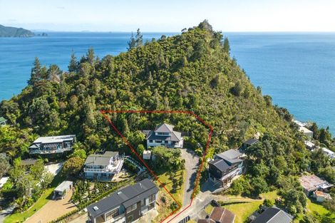 Photo of property in 5 Tirinui Crescent, Tairua, 3508