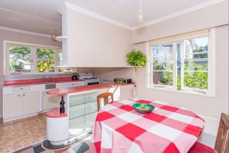 Photo of property in 69 Kirk Street, Otaki, 5512