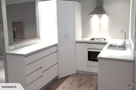 Photo of property in 12 Tasman Street, Vogeltown, New Plymouth, 4310