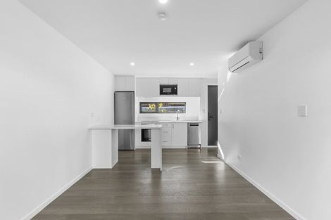 Photo of property in 11 Te Puketoka Lane, Mangere, Auckland, 2022