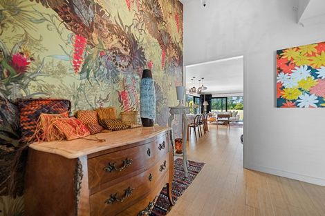 Photo of property in 216 Riverhead Road, Kumeu, 0892