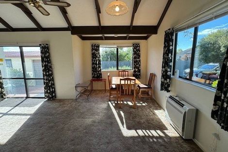 Photo of property in 2/58 Marlow Road, Aranui, Christchurch, 8061