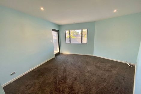 Photo of property in 49a Renoir Street, West Harbour, Auckland, 0618