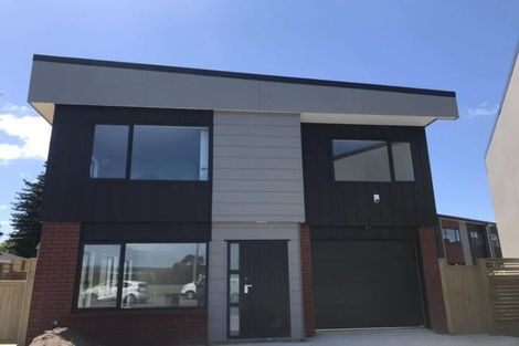 Photo of property in 56 Bordeaux Parade, Te Atatu South, Auckland, 0610