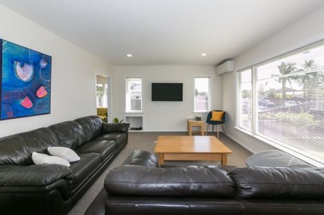 Photo of property in 5 Worcester Street, Taradale, Napier, 4112