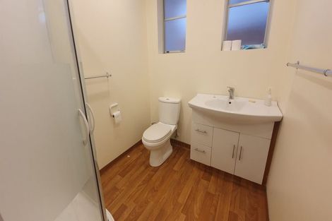 Photo of property in 10 Shortland Street, Lower Vogeltown, New Plymouth, 4310