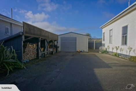Photo of property in 102 Gibson Quay, Hokitika, 7810