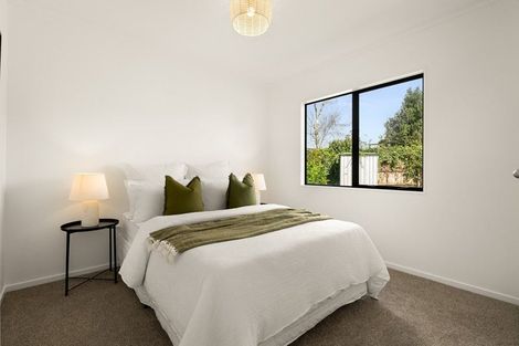 Photo of property in 37 Puriri Road, Pukekohe, 2120