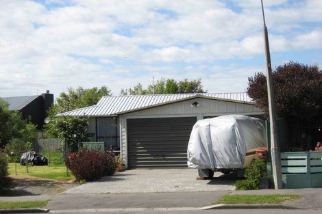 Photo of property in 5 Leech Place, Rangiora, 7400