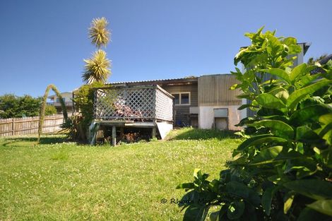 Photo of property in 32 Sandy Beach Road, Tinopai, 0593