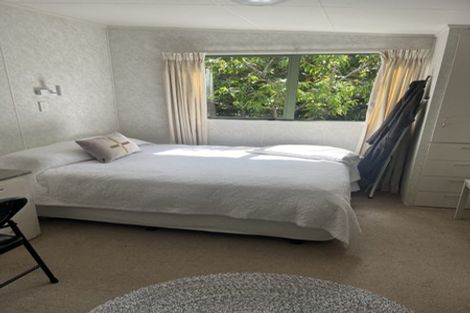 Photo of property in 347 Upper Drive, Greenhithe, Auckland, 0632