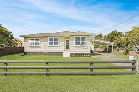 Photo of property in 69 Alexandra Street, Marton, 4710