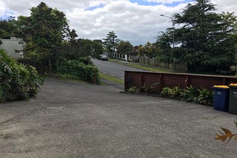 Photo of property in 65 Chelsea View Drive, Chatswood, Auckland, 0626