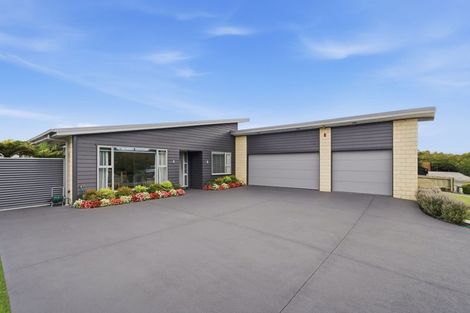 Photo of property in 5 Guardsman Place, Prebbleton, 7604