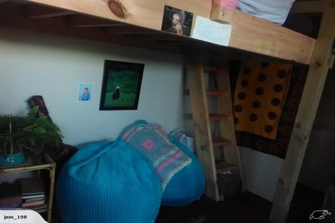 Photo of property in 17 Mcclintock Road, Massey, Auckland, 0614