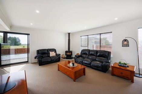 Photo of property in 23 Sutherland Crescent, Westbrook, Palmerston North, 4412