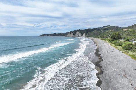 Photo of property in 28 Moody Street, Gore Bay, Cheviot, 7383