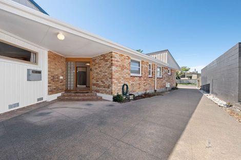 Photo of property in 91 Manu Crescent, Upper Vogeltown, New Plymouth, 4310