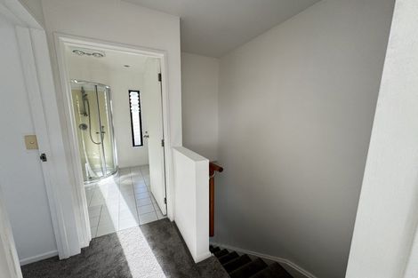 Photo of property in Lynn Park Terrace, 26/12 Ambrico Place, New Lynn, Auckland, 0600