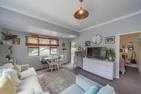 Photo of property in 90 Shakespeare Road, Bluff Hill, Napier, 4110