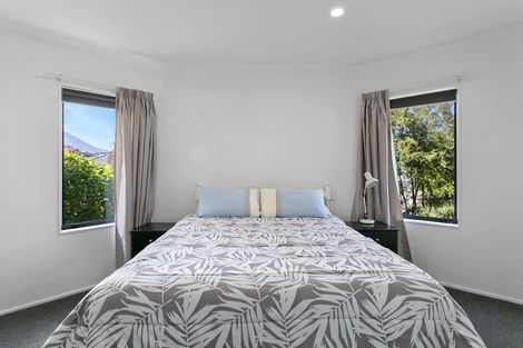 Photo of property in 2/94 Harvey Street, Waipahihi, Taupo, 3330