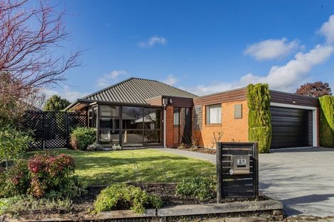 Photo of property in 2/1 Fountainhead Lane, Hillmorton, Christchurch, 8025