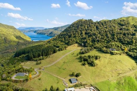 Photo of property in 1064a Tarawera Road, Lake Tarawera, Rotorua, 3076