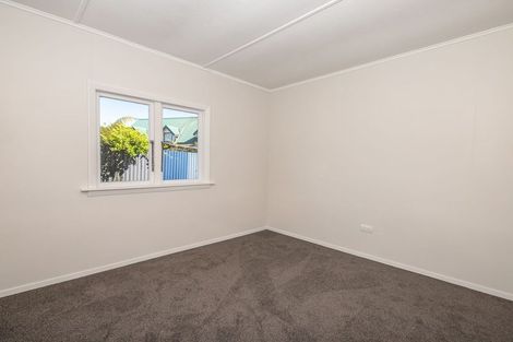 Photo of property in 2 Shelswell Street, Westport, 7825