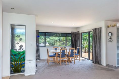 Photo of property in 68 Waitarere Rise Avenue, Waitarere, Levin, 5510