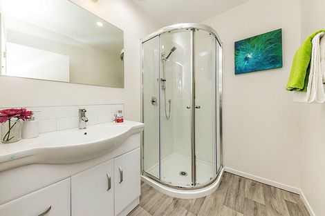Photo of property in 4/202 Massey Road, Mangere East, Auckland, 2024