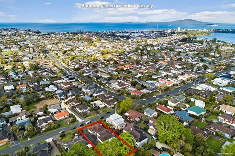 Photo of property in 2/38 Corunna Road, Milford, Auckland, 0620