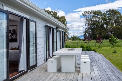 Photo of property in 32 Otawa Drive, West Taratahi, Masterton, 5887