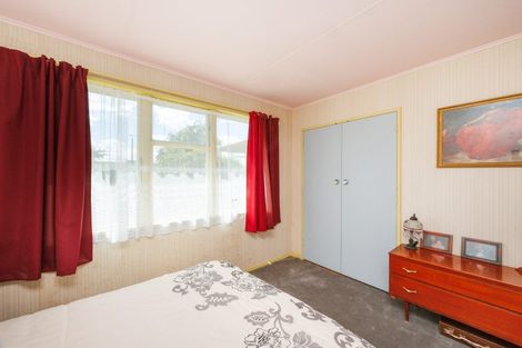 Photo of property in 34 Rhodes Drive, Kelvin Grove, Palmerston North, 4414