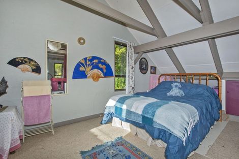 Photo of property in 54 Paparoa Station Road, Paparoa, 0571