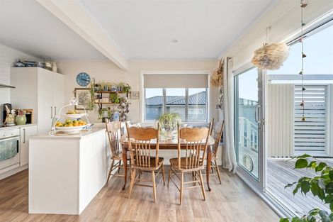 Photo of property in 112a Hibiscus Coast Highway, Red Beach, 0932