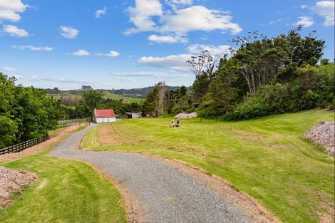 Photo of property in 124b Devich Road, Mangawhai, 0975