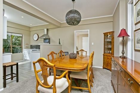 Photo of property in 14 Galaxy Drive, Mairangi Bay, Auckland, 0630