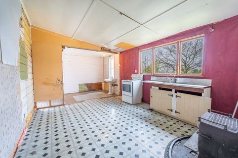 Photo of property in 9 Queen Street, Albury, Cave, 7984